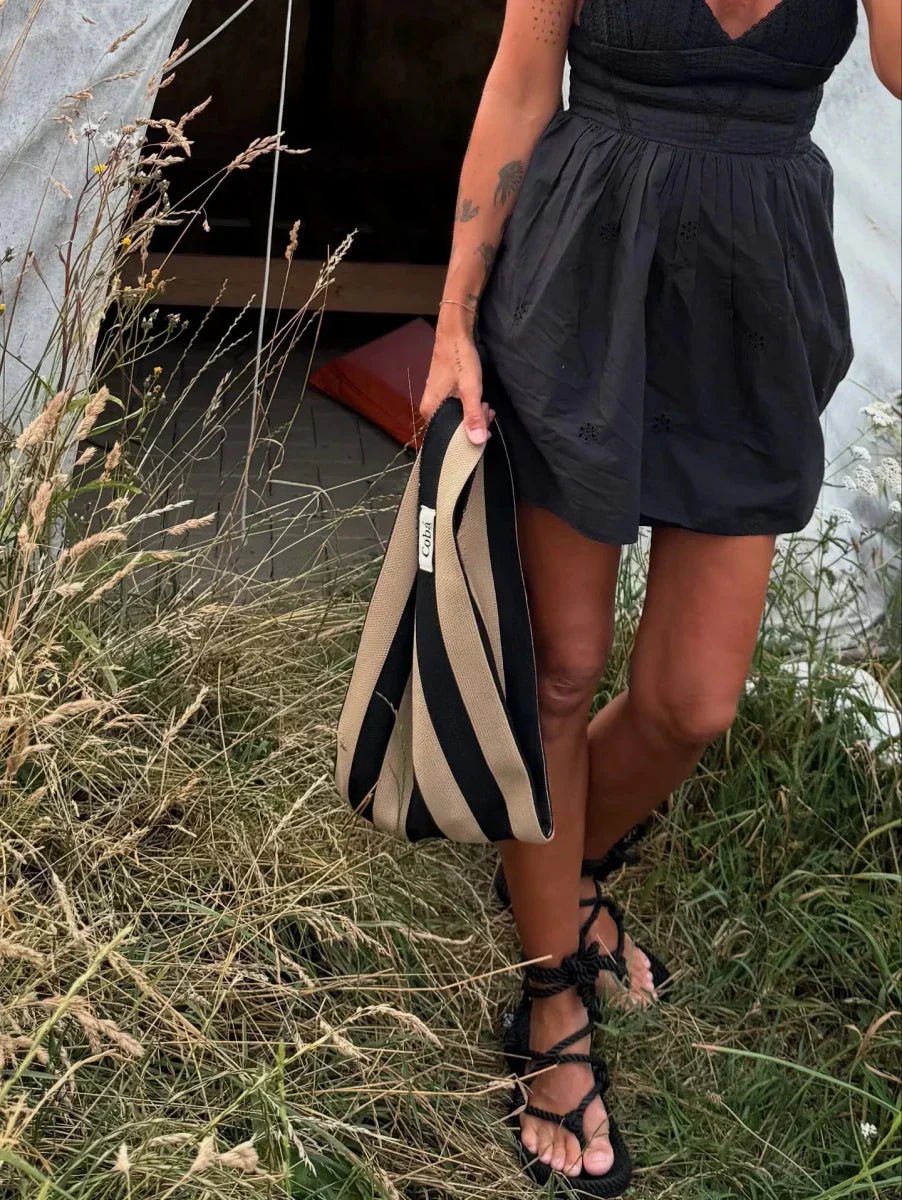 Pourquoi choisir des sandales noires plutôt que colorées ? - Nomadic State Of Mind