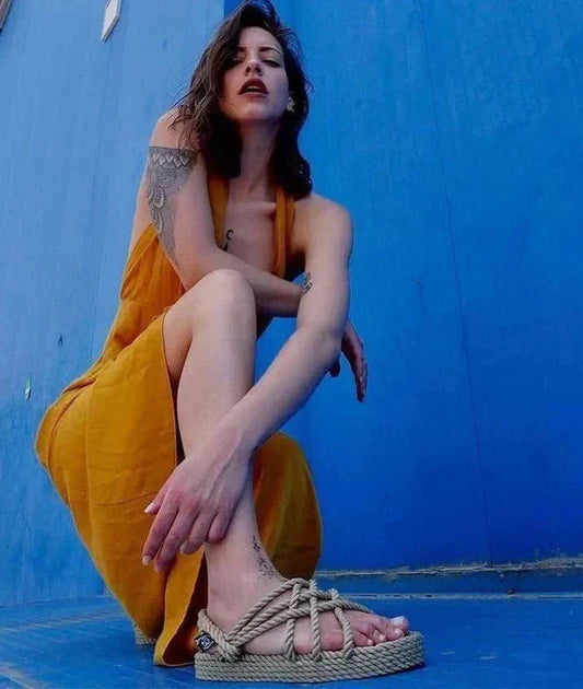 Sandales compensées en corde : le grand retour du chic naturel - Nomadic State Of Mind