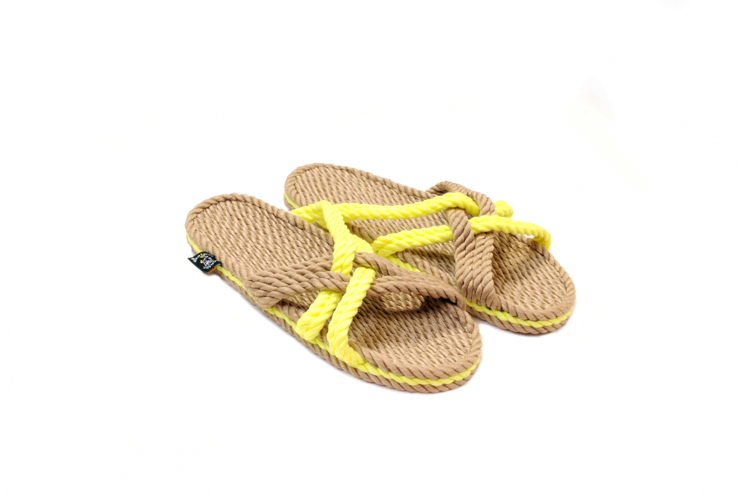 Sandales nomadic, sandale vegan, sandales femme, plastique recyclé, modèle Slip on beige et neon yellow